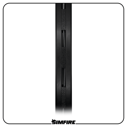 vertically routed cable using low profile cable management clips